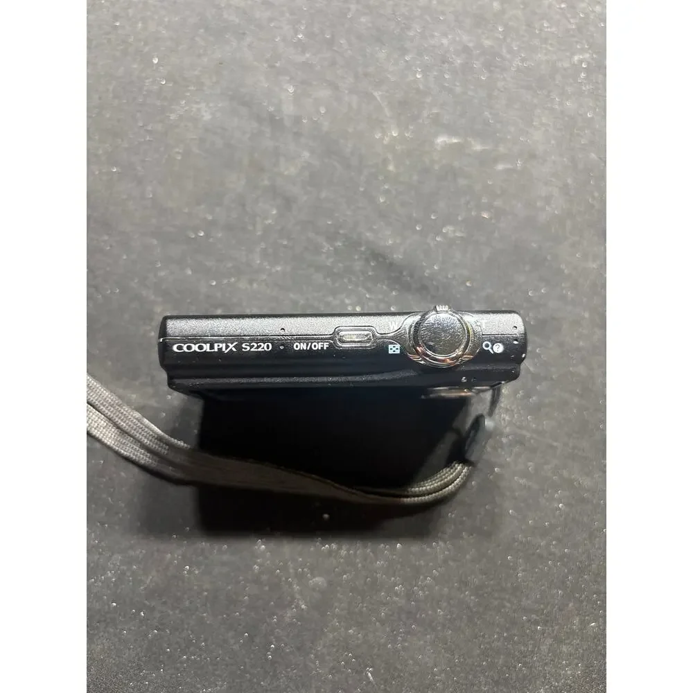 Nikon solid working
